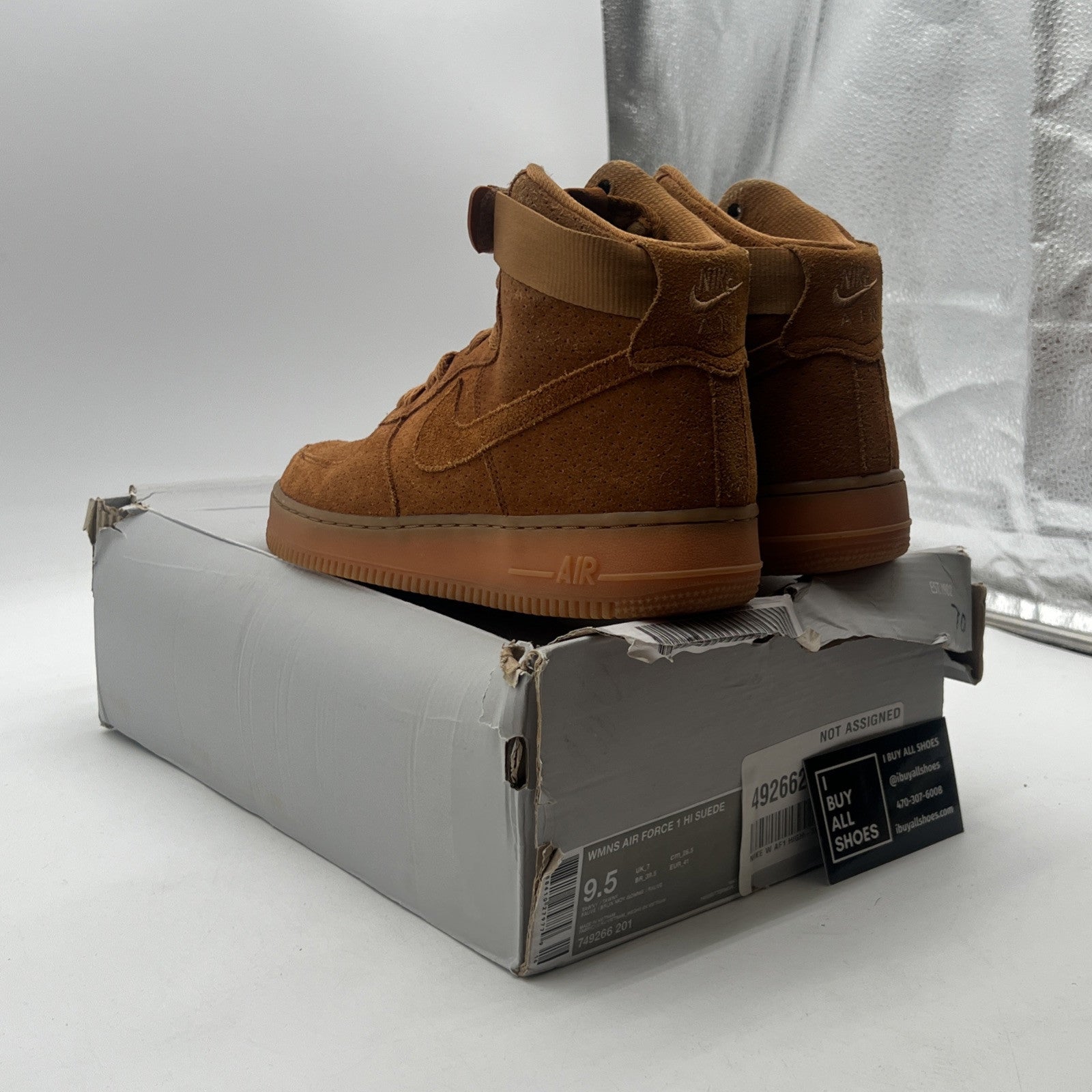 Size 9.5 - Nike Air Force 1 Suede High Tawny W (749266-201)