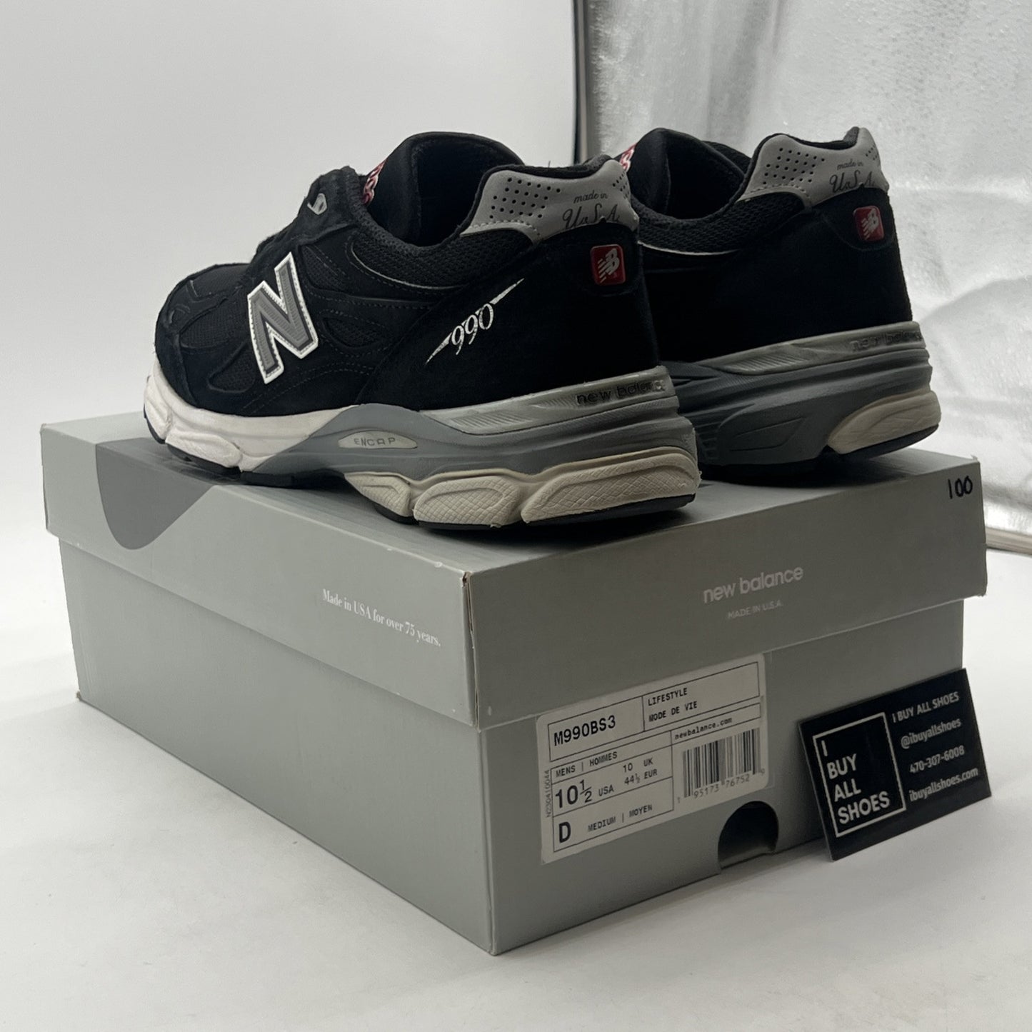 Size 10.5 - New Balance 990v3 Black And Silver (M990BS3)
