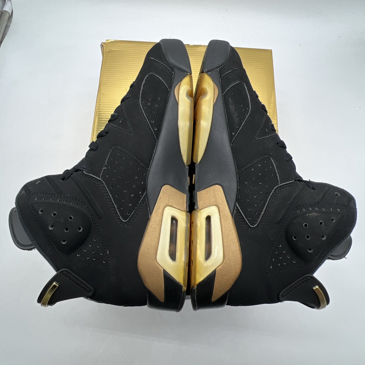 Size 9 - Air Jordan 6 Retro Defining Moments 2020 (CT4954-007)