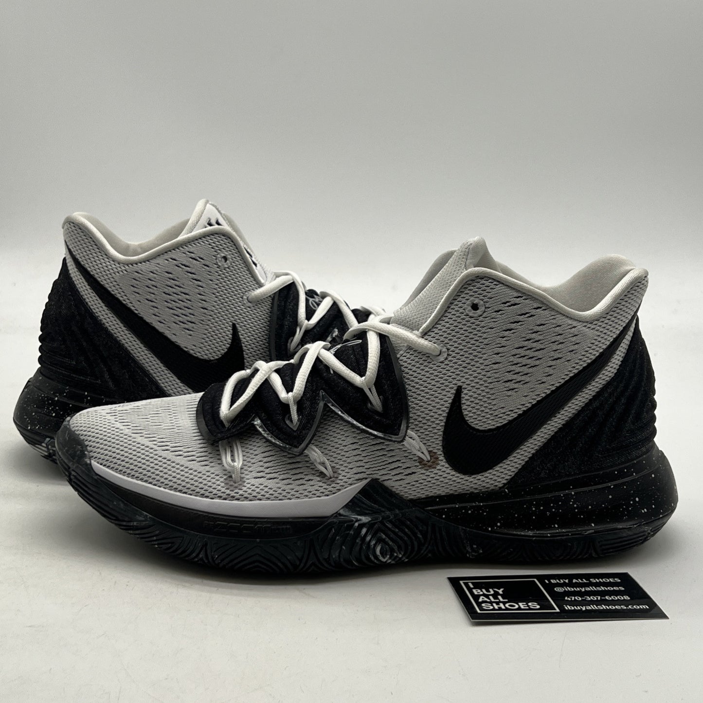 Size 11.5 - Nike Kyrie 5 Oreo - (AO2918-100)