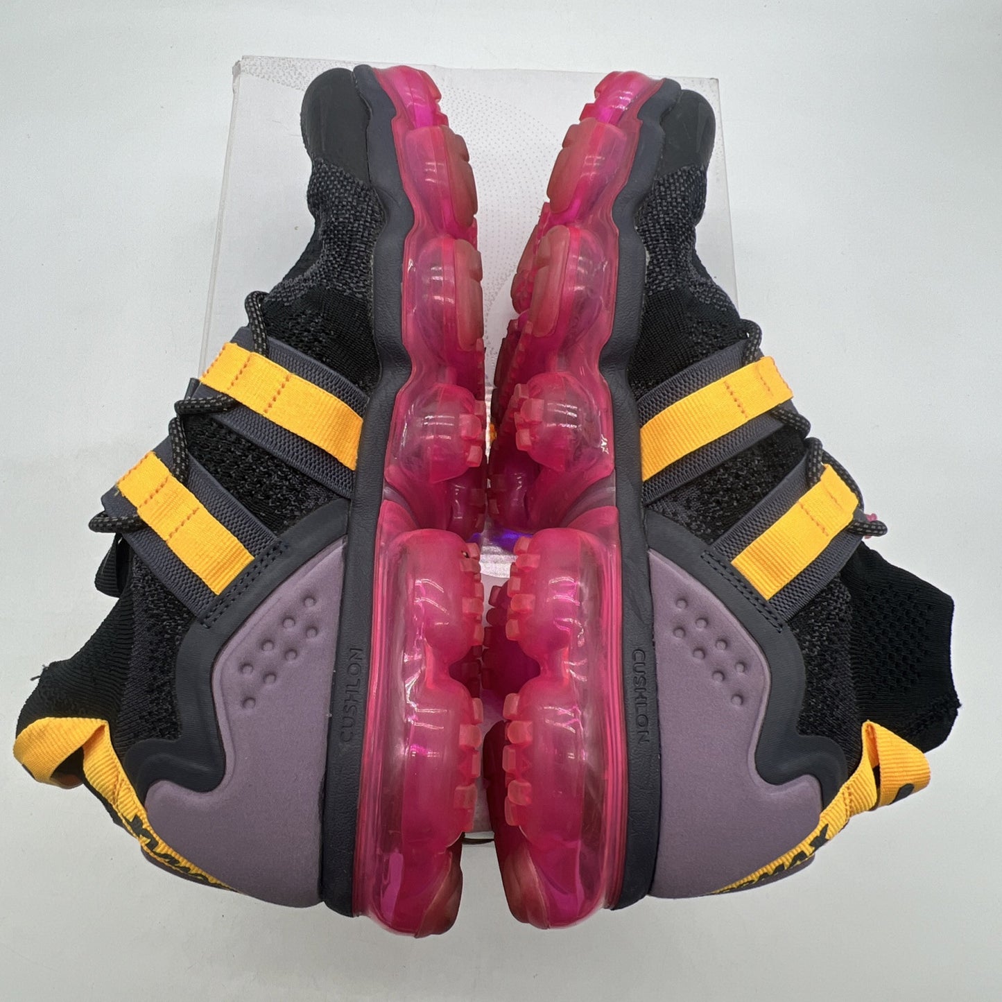Size 10 - Nike Air VaporMax Utility Pink Blast (AH6834-006)