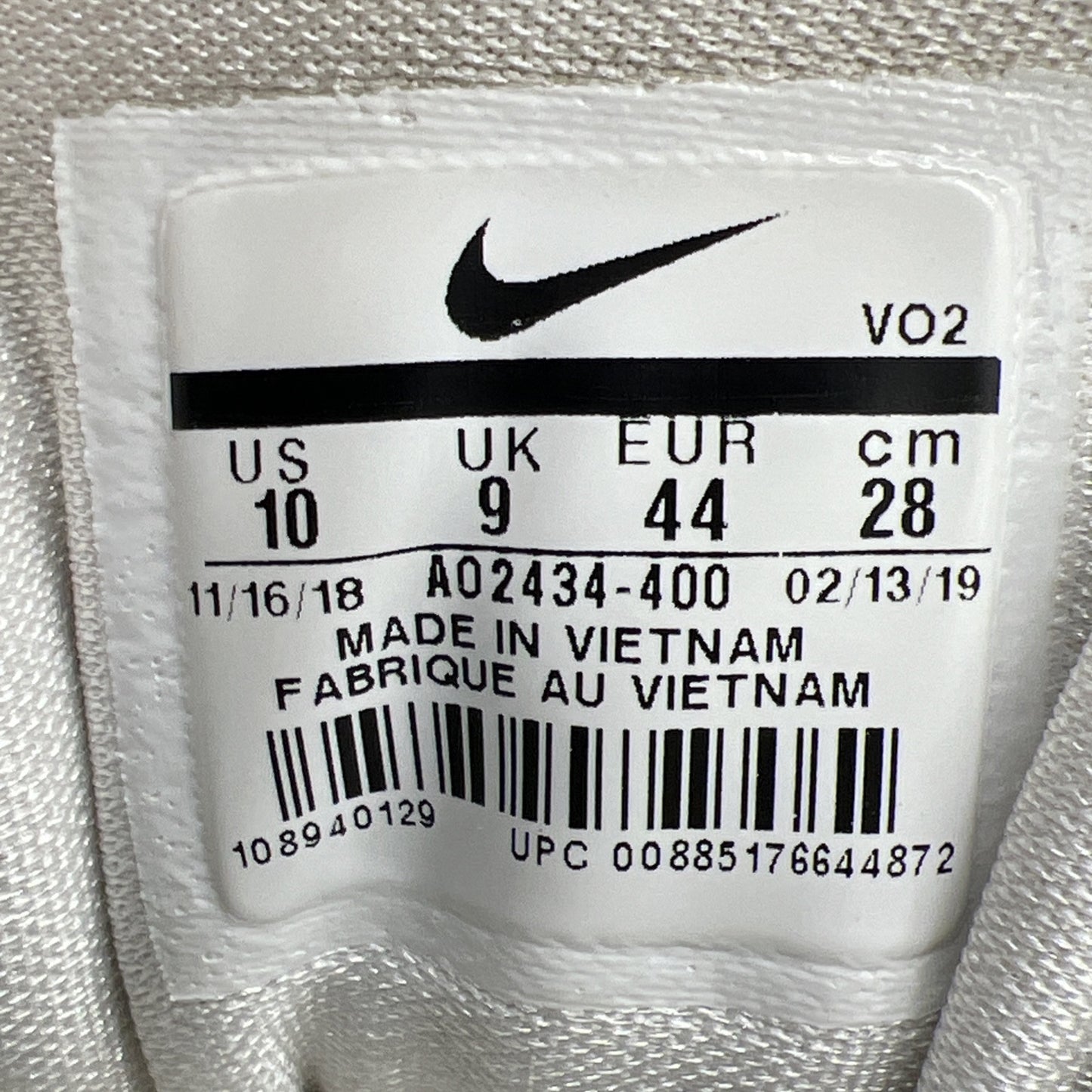 Size 10 - Nike Zoom LeBron 3 Houston Oilers (AO2434-400)