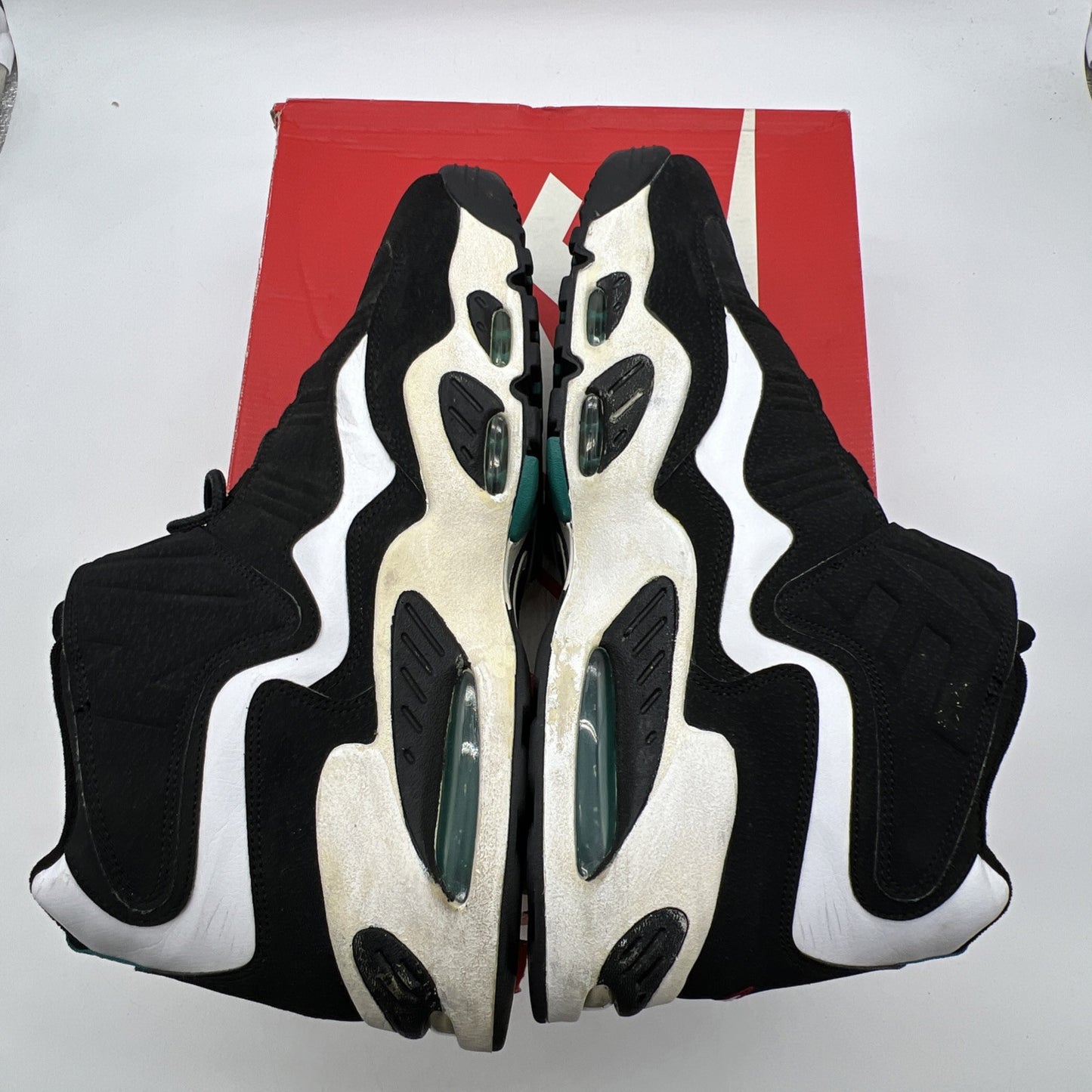 Size 13 - Nike Air Griffey Max 1 2016 White Freshwater (354912-105)