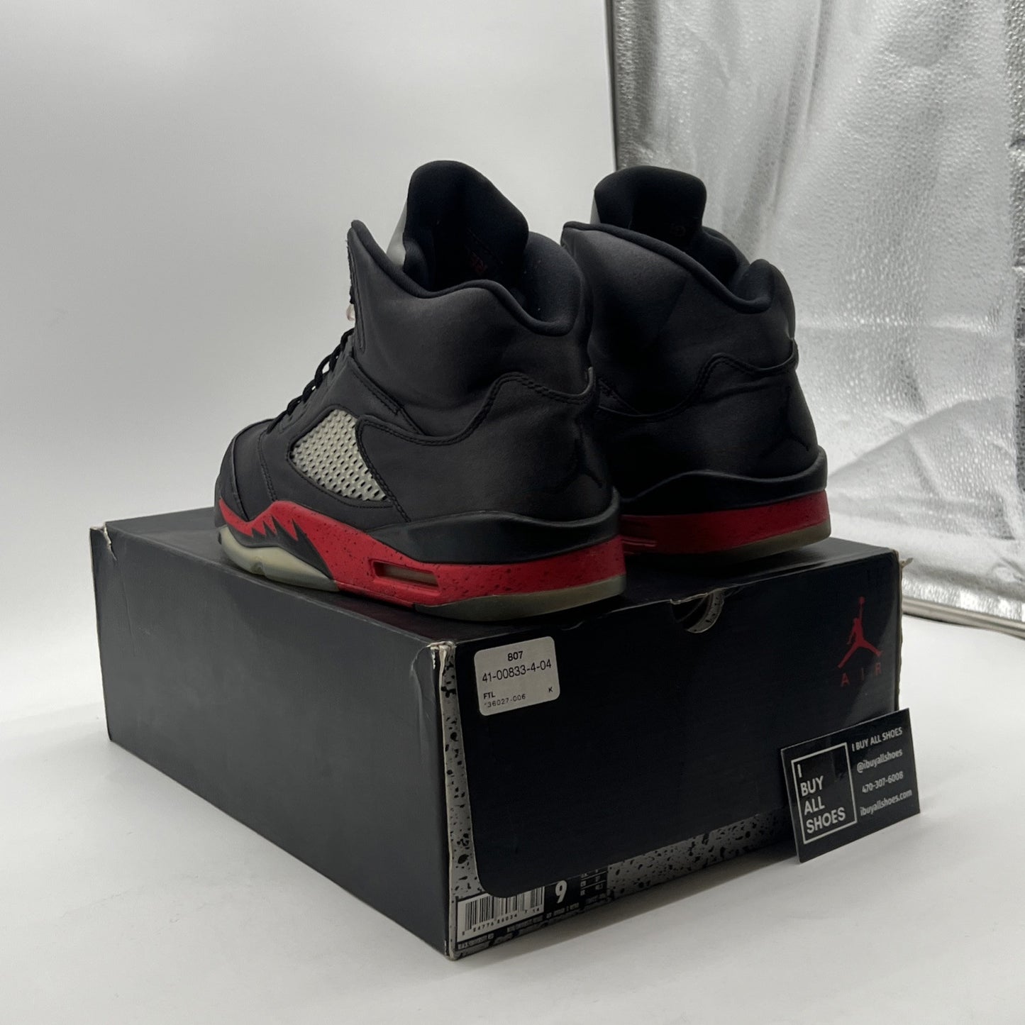 Size 9 - Air Jordan 5 Retro Satin Bred (136027-006)