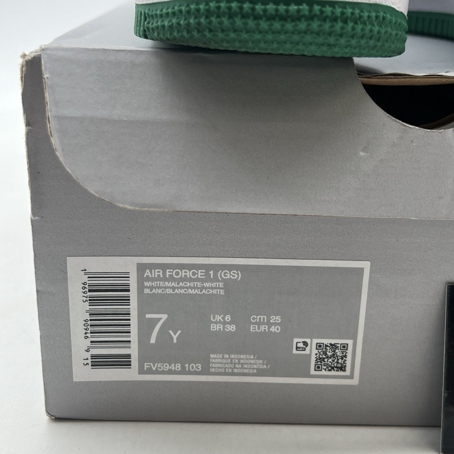Size 7Y - Nike Air Force 1 White Green Malachite (FV5948-103)