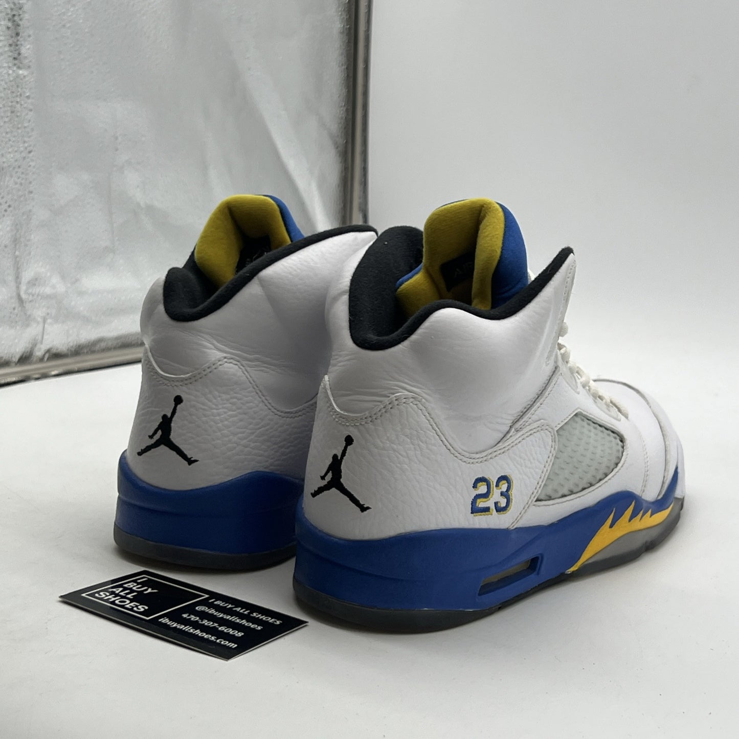 Size 9 - Air Jordan 5 Retro 2013 Laney (136027-189)