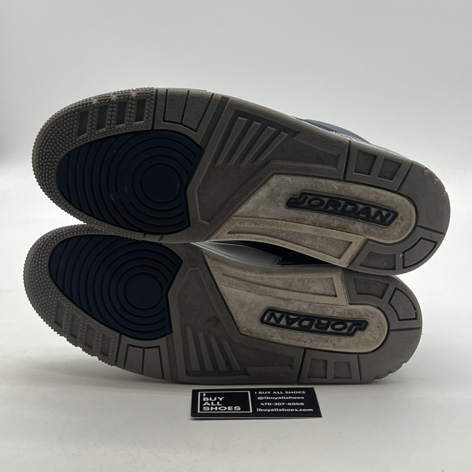 Size 9.5 - Air Jordan 3 Retro Georgetown (CT8532-401)￼