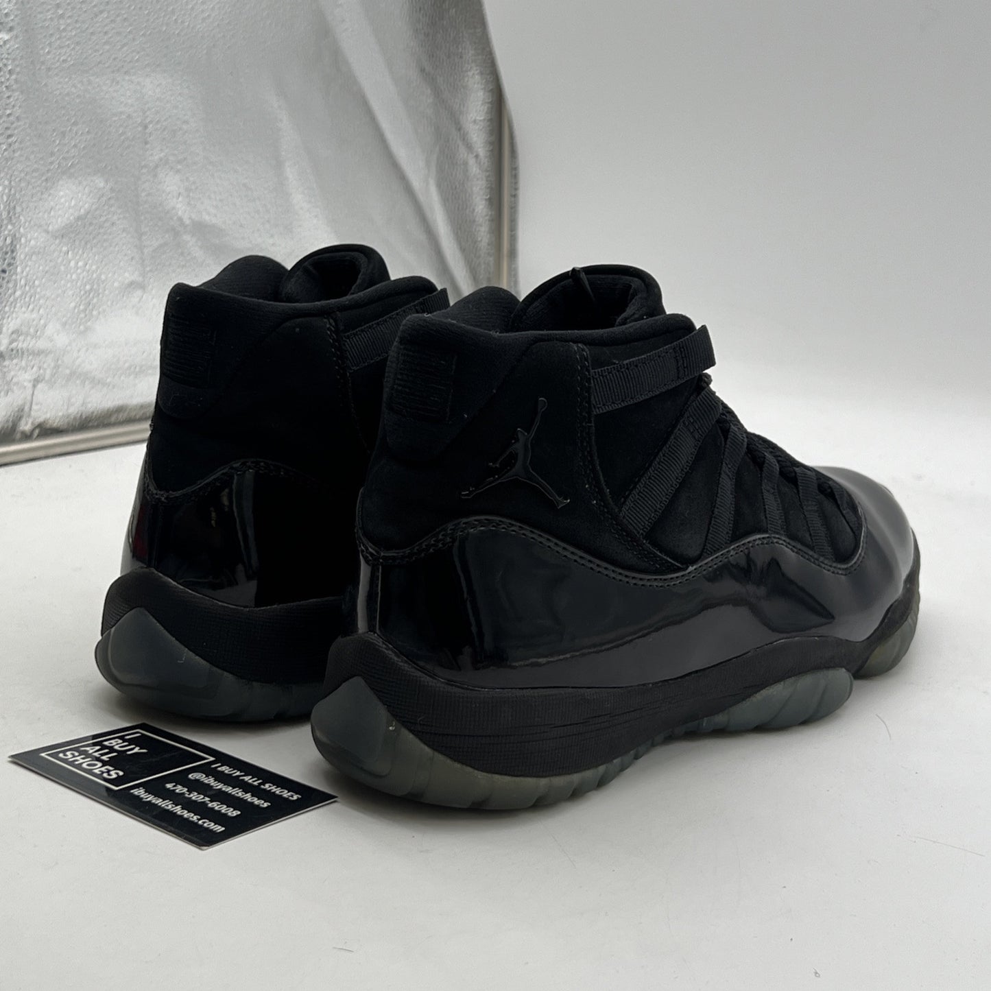 Size 9 - Air Jordan 11 Retro Cap and Gown 2018 (378038-005)