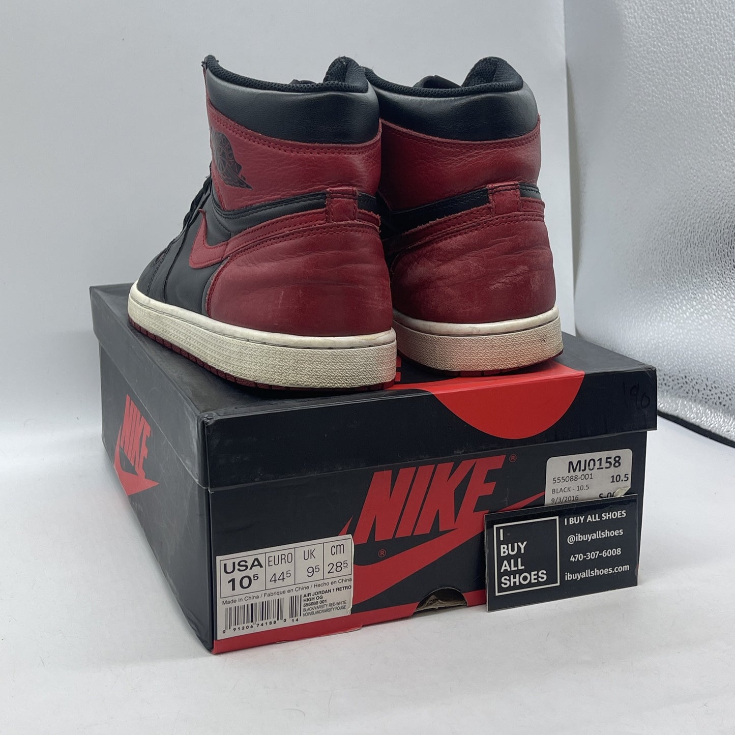 Size 10.5 - Jordan 1 Retro OG High Banned, Bred Black Red leather (555088-001)
