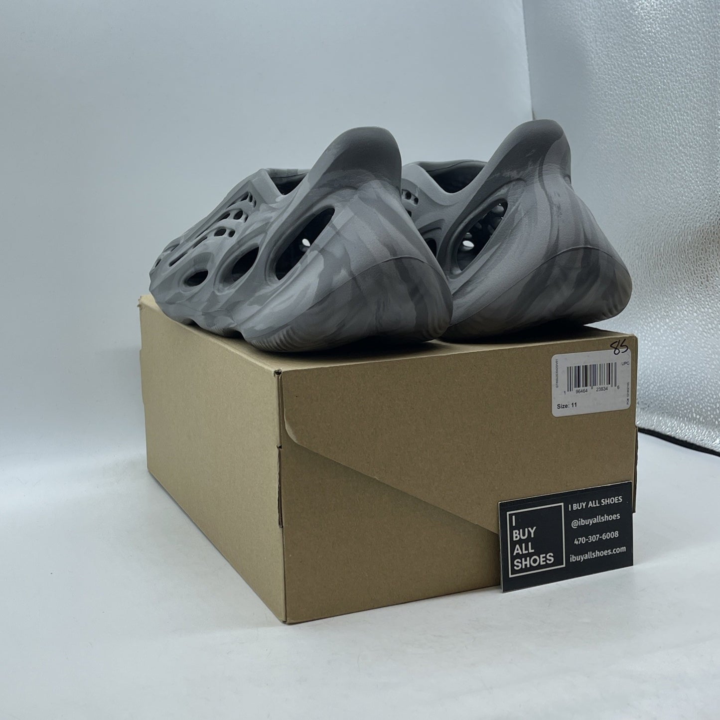 Size 11 - NEW YEEZY Foam Runner MX Granite Grey Rubber   (IE4931)