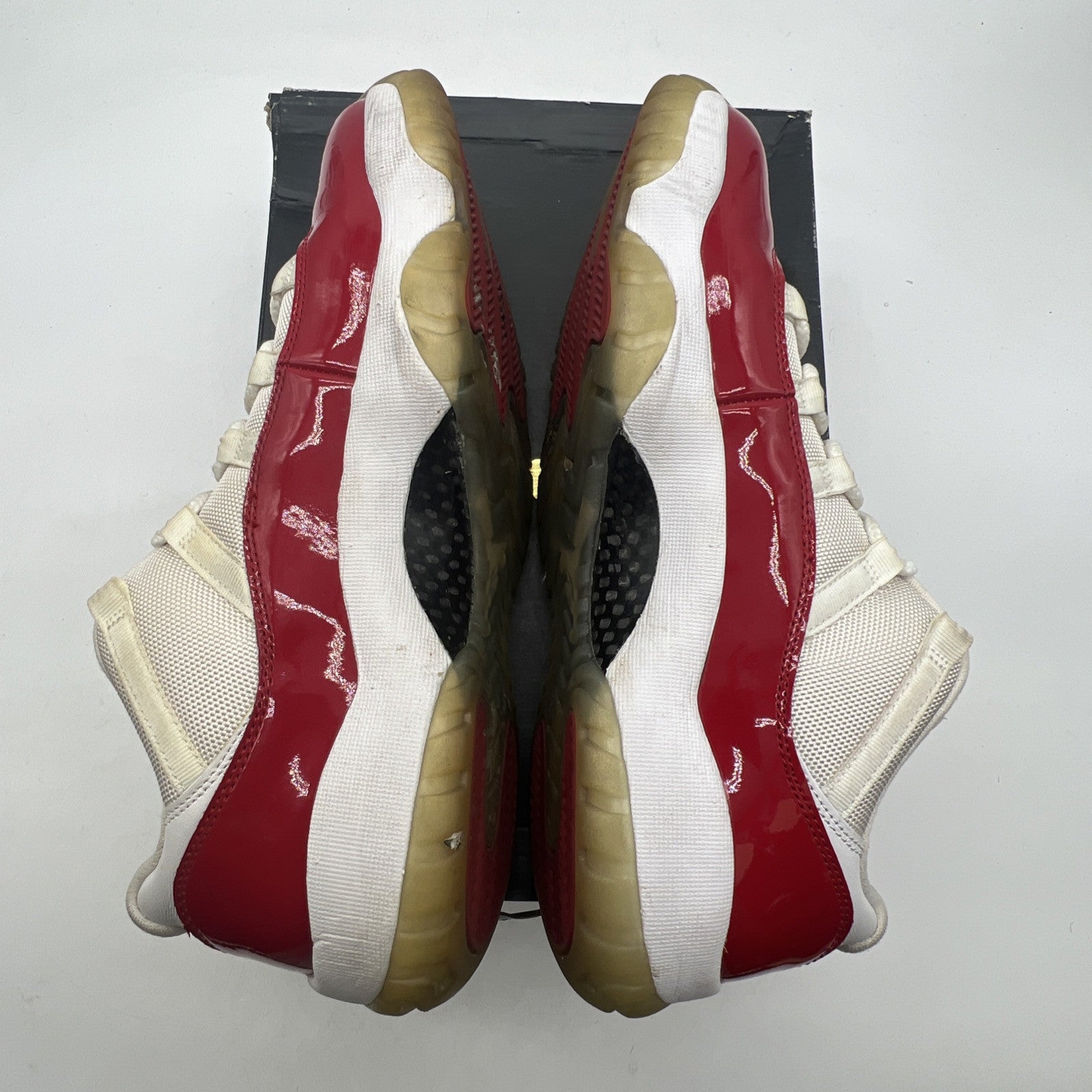 Size 10.5 - Air Jordan 11 Retro 2016 Low Cherry (528895-102)