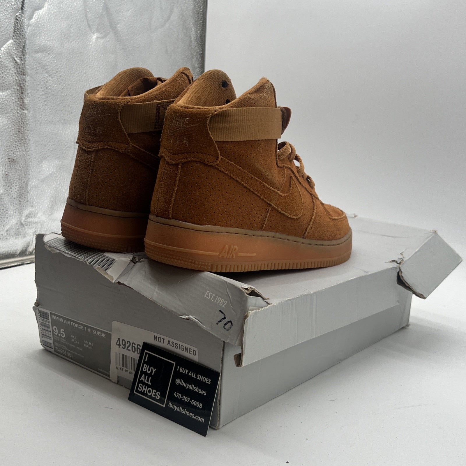 Size 9.5 - Nike Air Force 1 Suede High Tawny W (749266-201)