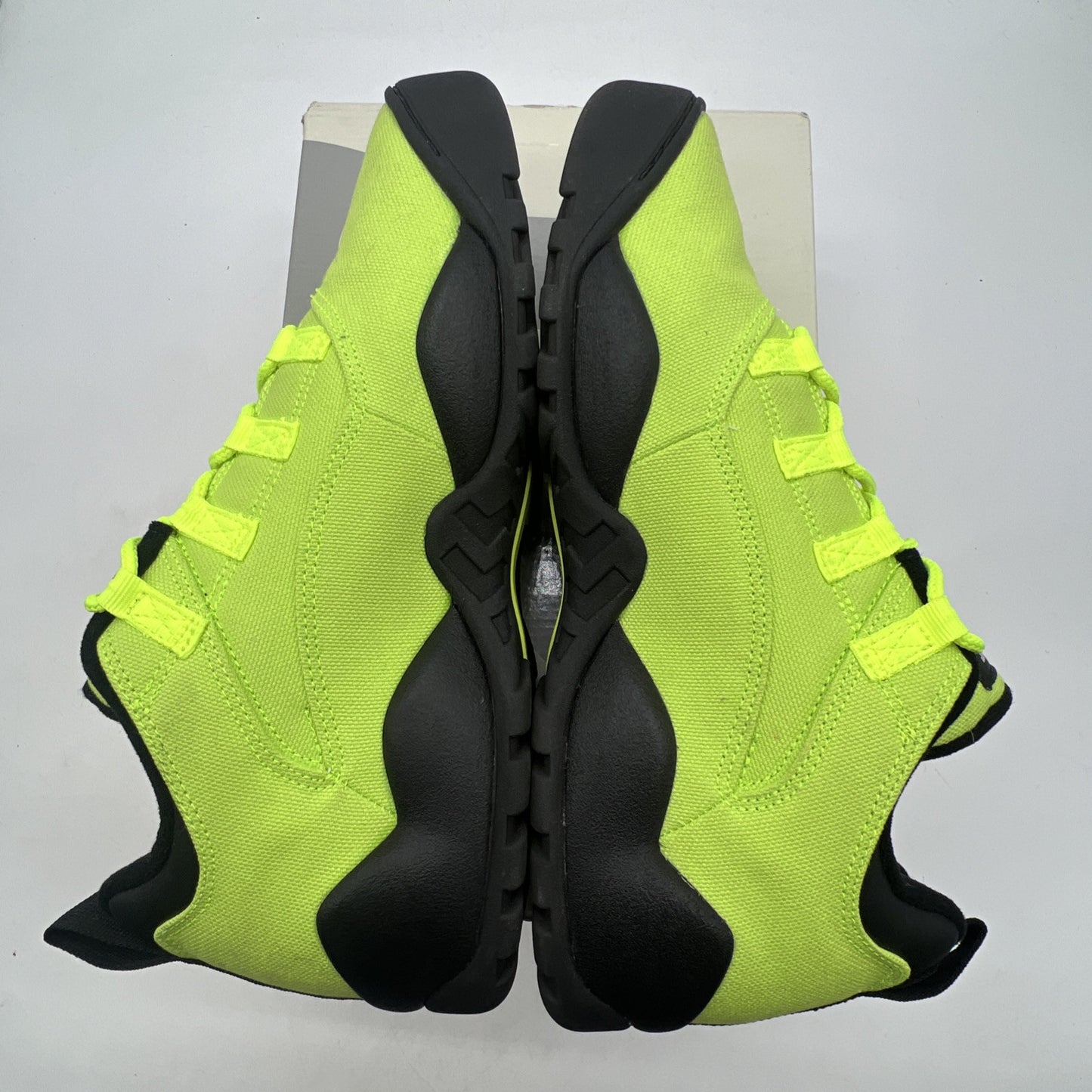 Size 11.5 - Nike Supreme x Darwin SB Low Volt (FQ3000-700)