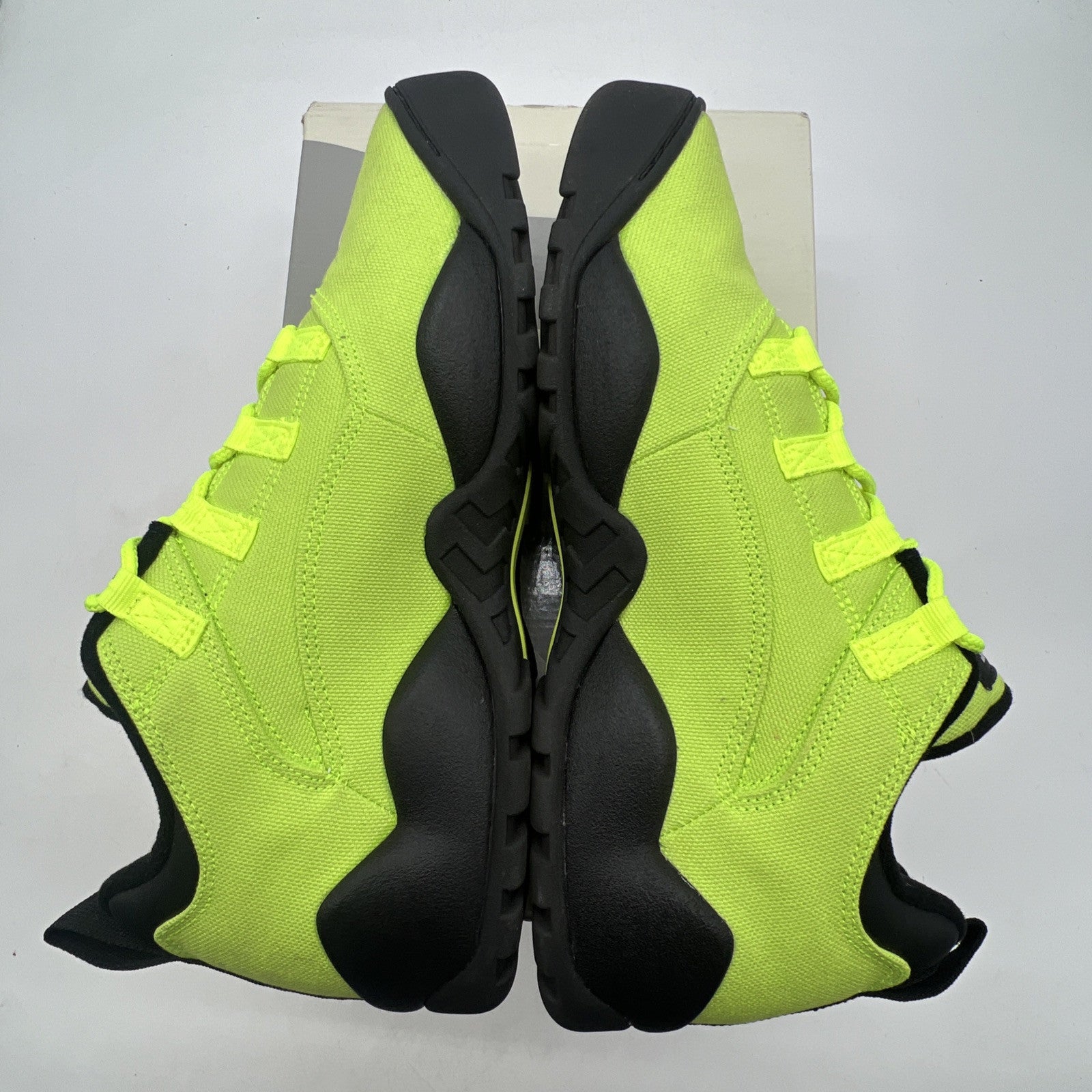 Size 11.5 - Nike Supreme x Darwin SB Low Volt (FQ3000-700)
