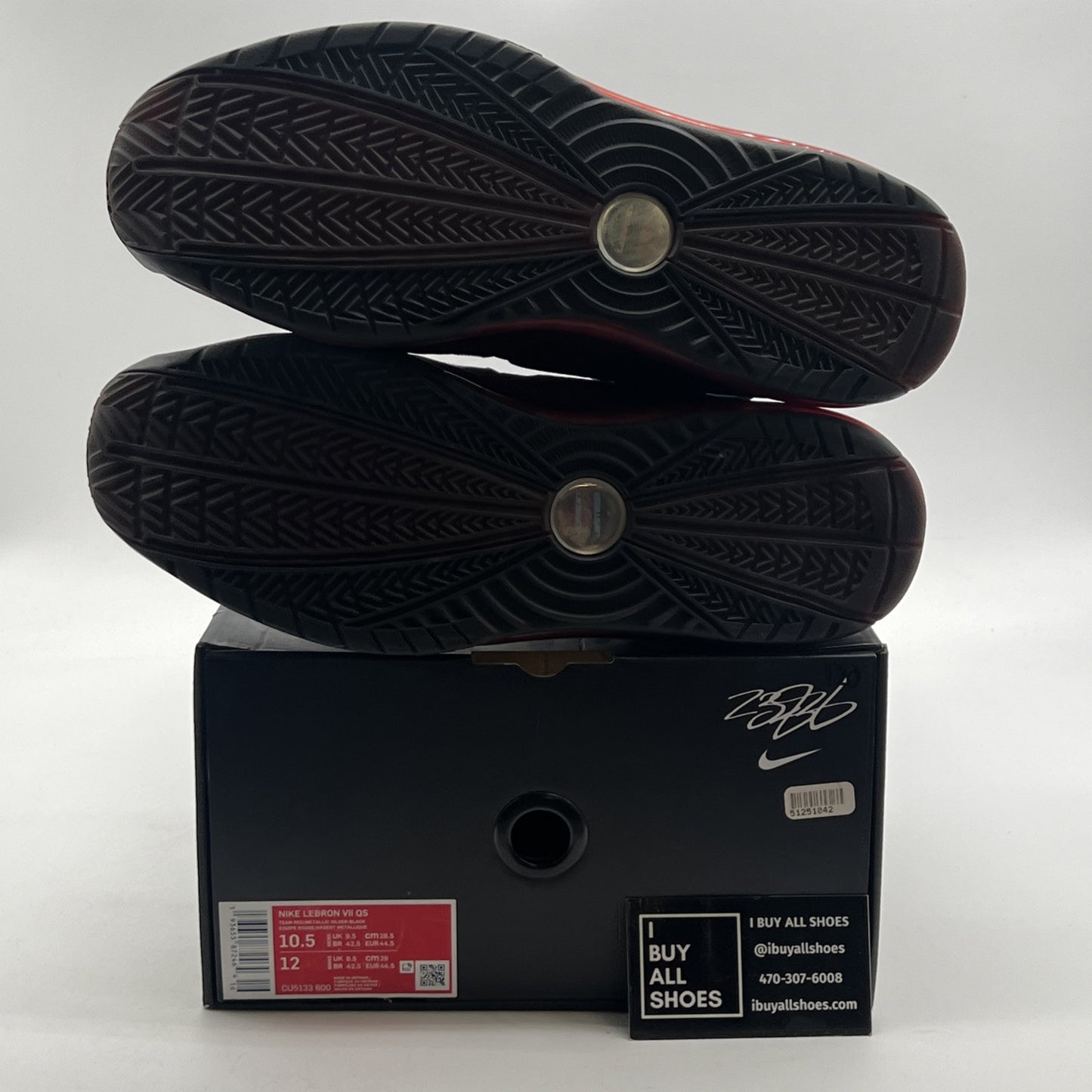 Size 10.5 - Nike Air Max LeBron VII Retro QS Christmas 2019 (CU5133-600)